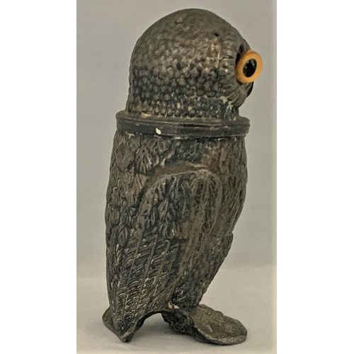 54 - White metal salt condiment, late 19th century, in the form of an owl with glass eyes and screw top r... 