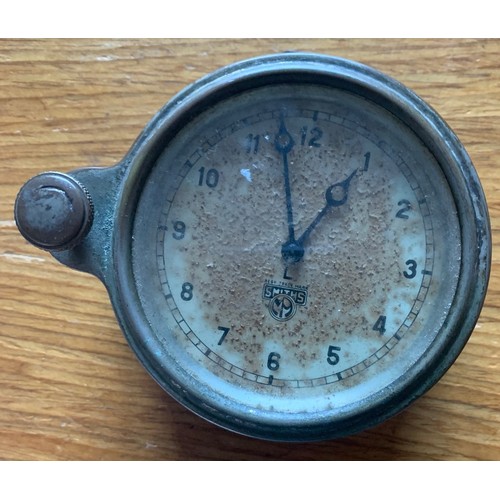56 - Vintage brass car clock, the 6 cm diameter white enamel dial with luminous Roman Numerals and subsid... 