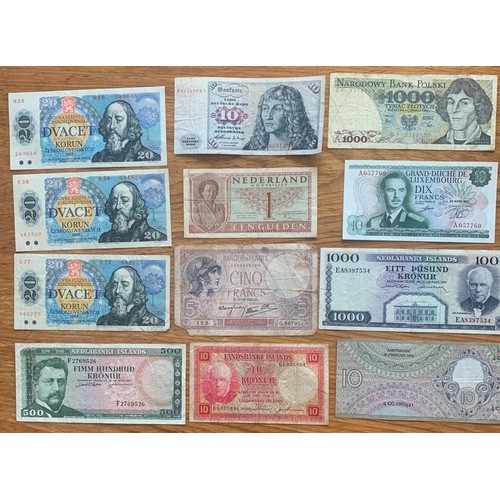 15 - World Banknotes, various (46).