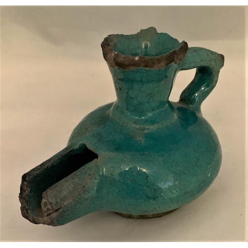 47 - Antique Persian oil lamp, probably 14th or 15th century, with turquoise glaze, 10 cm wide, definitel... 