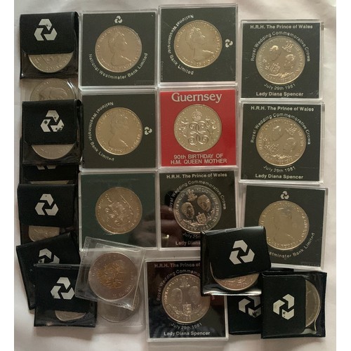 271 - A collection of various coins and boxes.