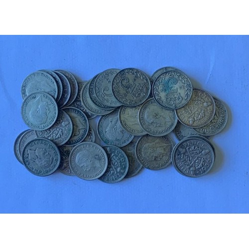 113 - Great Britain silver 3d coins 1920-1946, weight 48.93 grams (35).