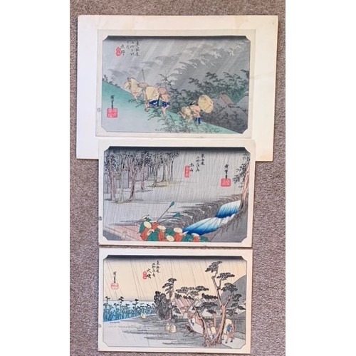 120 - Five Japanese prints, unframed (5).