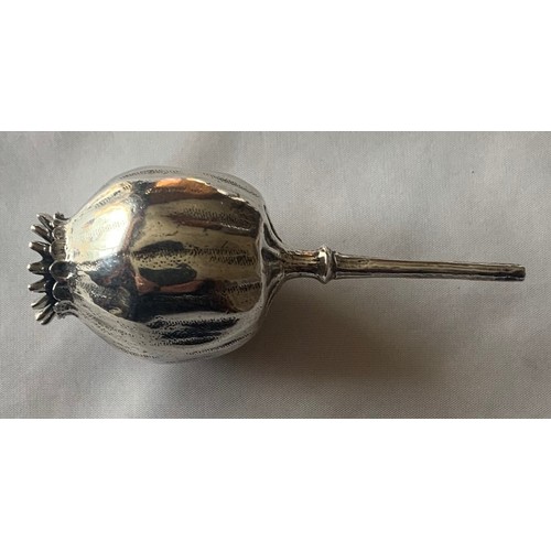 3 - Victorian silver novelty Pomander, by Edward H. Stockwell London 1884, in the form of a poppy seed h... 