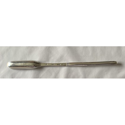 18 - Silver double ended marrow scoop, probably by IH London, early 18th century, with engraved Lion cres... 