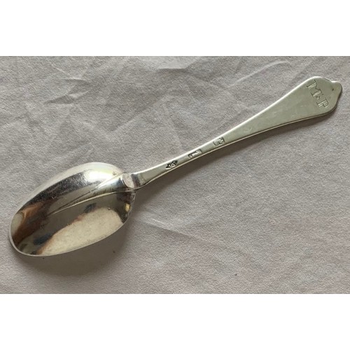 90 - A silver Dog Nose spoon with rat-tail to bowl and scratch engraved initials MP to back of terminal, ... 