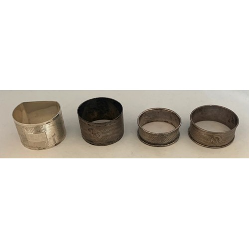 80 - Four silver Napkin rings, weight 90 grams (4).