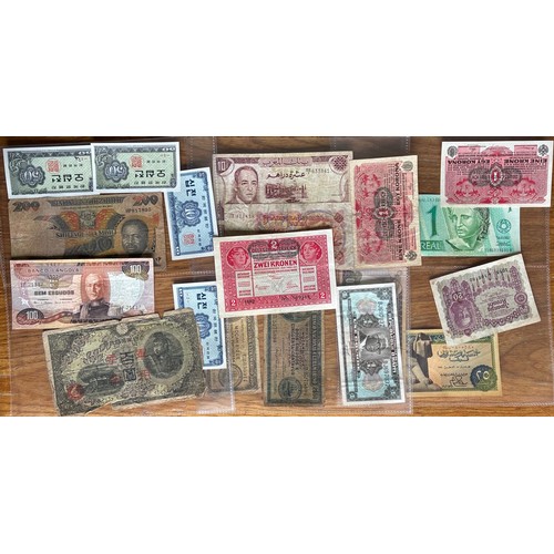 4 - Collection of World Banknotes (a.f. condition).