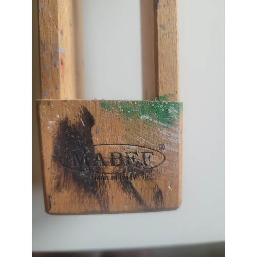 52 - Artist Easel extendable -  Mabef Pine easel

max height 55'