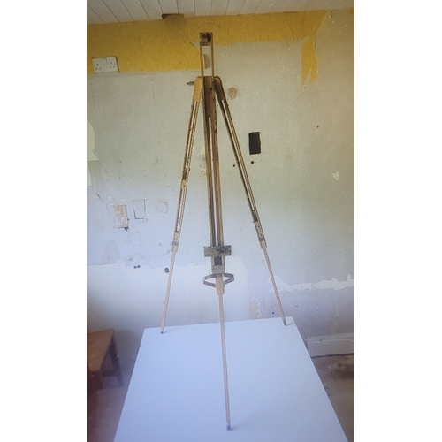 145 - adjustable artists easel.