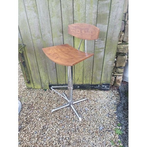 1 - Revolving Kitchen Island Stool