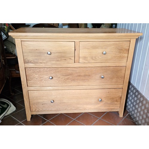 133 - Contemporary chest of pine drawers 2 over 2