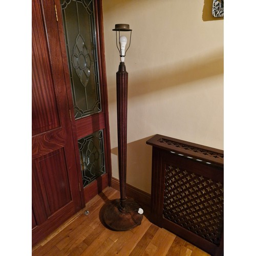 11 - A fine columnesque standing lamp -  for rewiring damage a light fitting