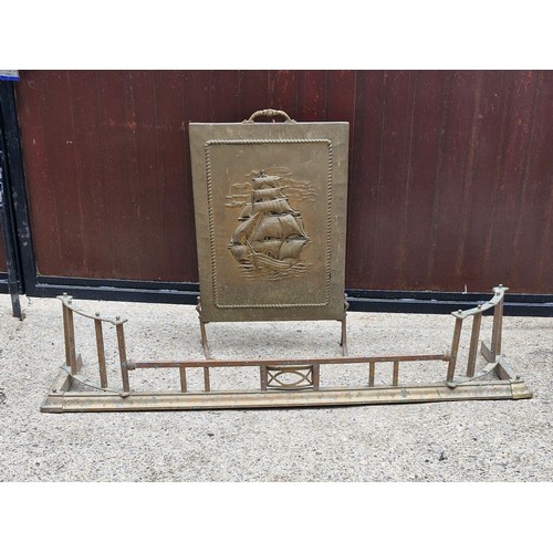 255 - An art deco fire fender and fire screen