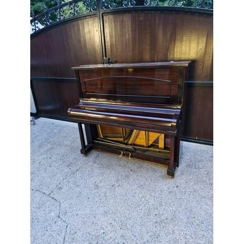 232 - Midcentury Woodrow piano 1960s
In very good condition needs tuning
Thornton Pianos