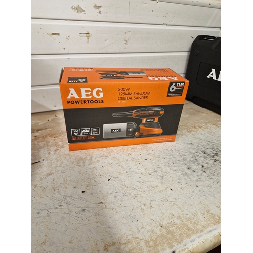 358 - AEG 300W Orbital sander. Boxed unopened