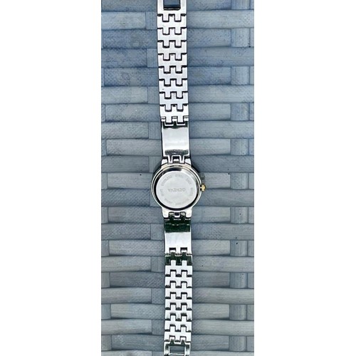 317 - Ladies Geneva quartz wristwatch, good running order