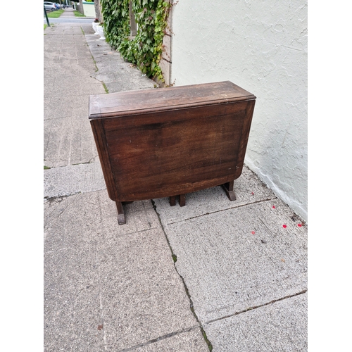 12 - Pembroke folding drop leaf table