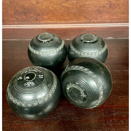 217 - A set of four Taylor bowls with original box