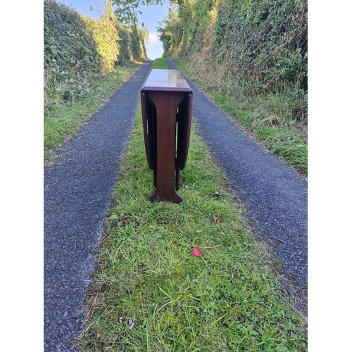 284 - A vintage drop leaf table