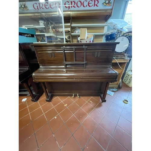 393 - Steiner piano. Agents Gill's Nassau street Dublin. Needs tuning.