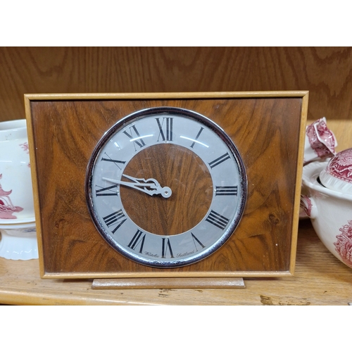 421 - Westclox vintage mantle clock