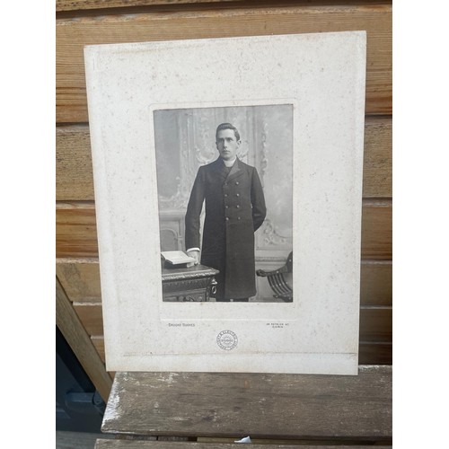 182 - Victorian bubble glass, portrait of an infant plus a couple of early 1900s photographs... Cork inter... 