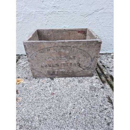 195 - Goods crate reading; Irish Metals Industry Limited
Loaded at Earls Island Galway.