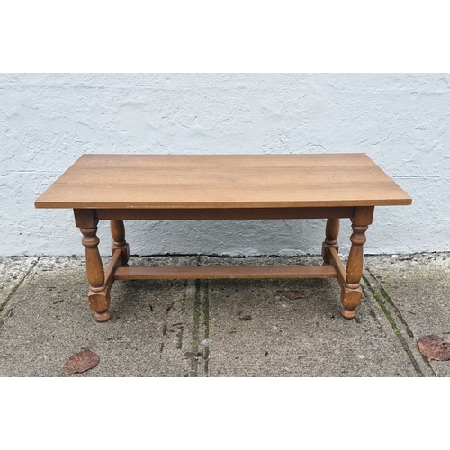 432 - Vintage coffee table