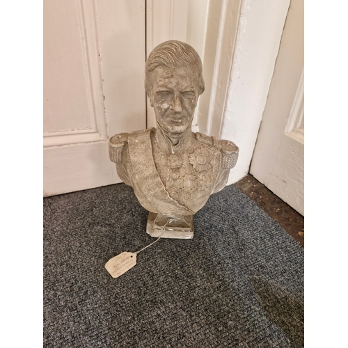 32 - Bust Guillaume Dode de la Brunqrie