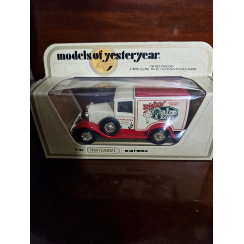 78 - 5 Matchbox vehicles. Models of Yesteryear.
Unopened and in original packaging.