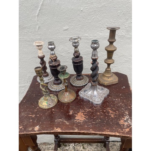 195 - Collection of vintage / antique Candlestick holders.