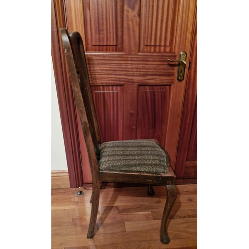 295 - Two Victorian fiddle back chairs