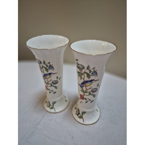 142 - Pair of Aynsley 'Pembroke' vases.