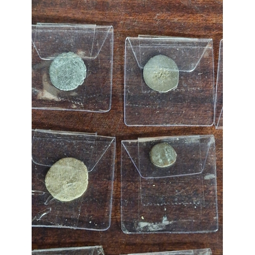 186 - A selection of A.D hammered British and Roman coins