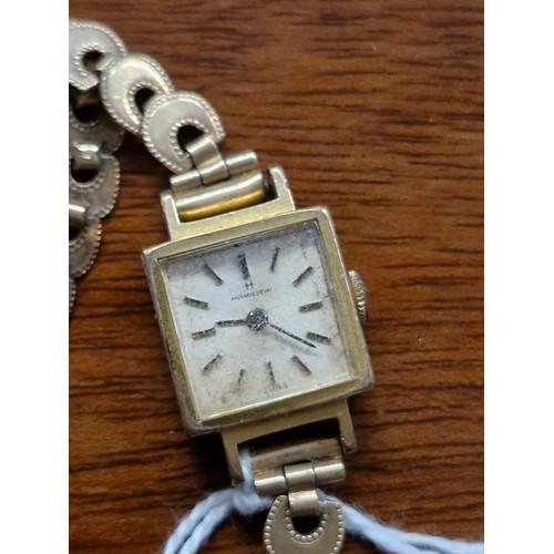145 - Ladies wrist watch.