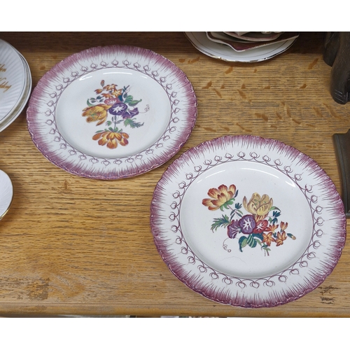 191 - Two vintage Wedgwood plates.