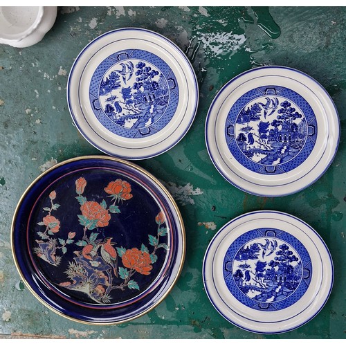 211 - Four Avoca plates