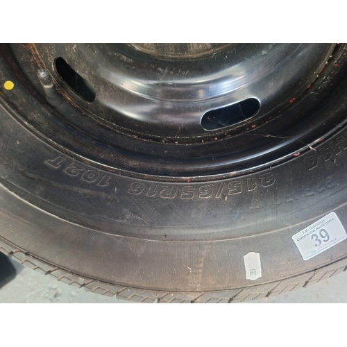 39 - Wheel and tire