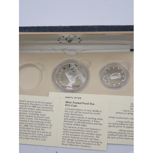 54 - A silver 10 Ecu & 5 Ecu Coin in box