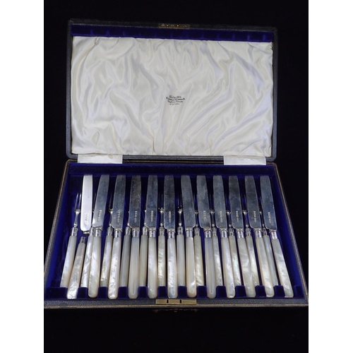 190 - A boxed set of silver and mother of pearl dessert knives and forks. Sheffield 1904 (we note one knif... 