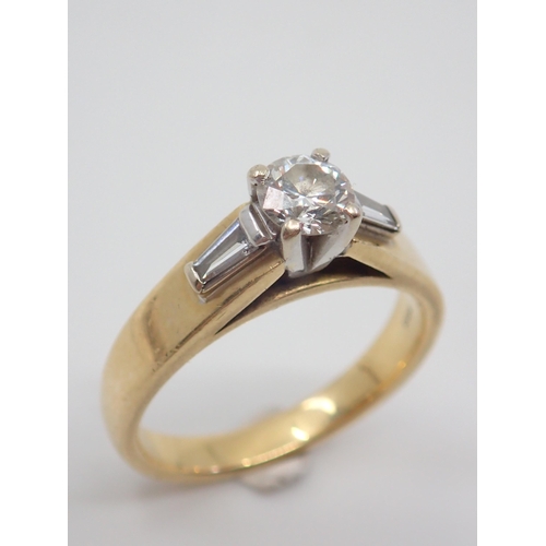 91 - A diamond set ring approx. 5.6 grams set in 18ct gold finger size M