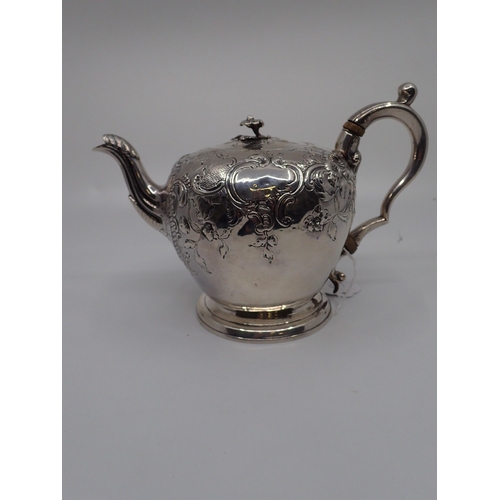 308 - An early English silver teapot London 1734 approx. 490 grams maker Edward Pocock  (we note that pot ... 