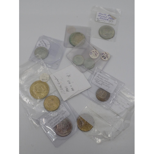 530 - A collection of South African coins & tokens