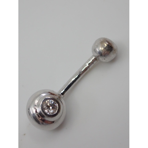 119 - A diamond set belly button stud approx. 2.8 grams