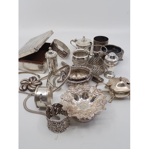 346 - A collection of silver ware and plated ware