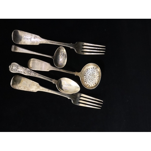 161 - A collection of silver flatware approx. 231 grams