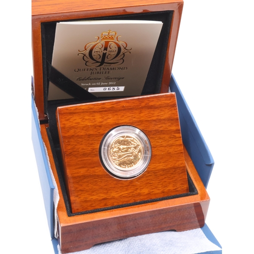 494 - A sovereign (dated 2012) in box