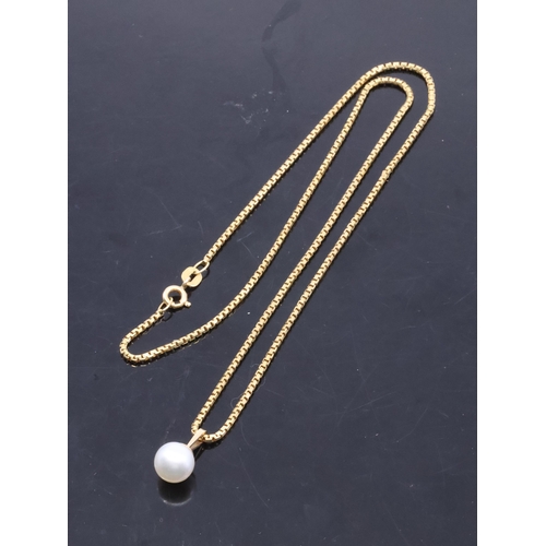 141 - An 18ct gold chain with pearl set pendant approx. 7.8 grams, length 17 inches