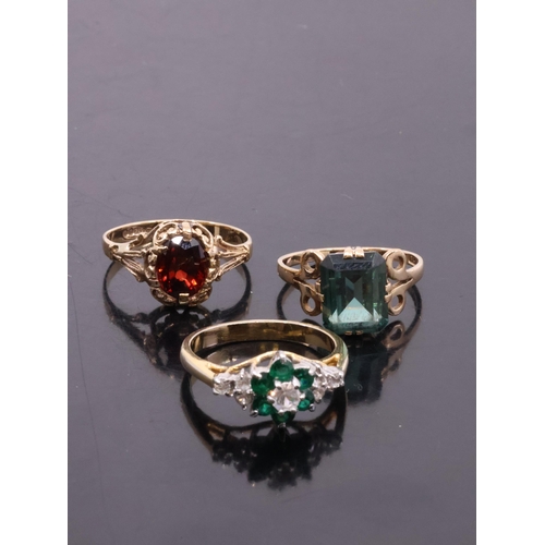 66 - Three gem set gold rings approx. 6.3 grams, showing as finger size K, K and L